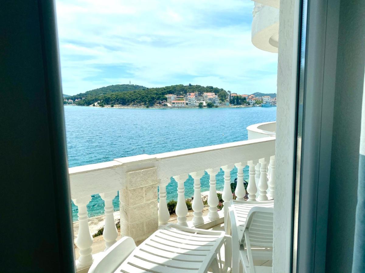 Villa Maluma Rogoznica  Buitenkant foto